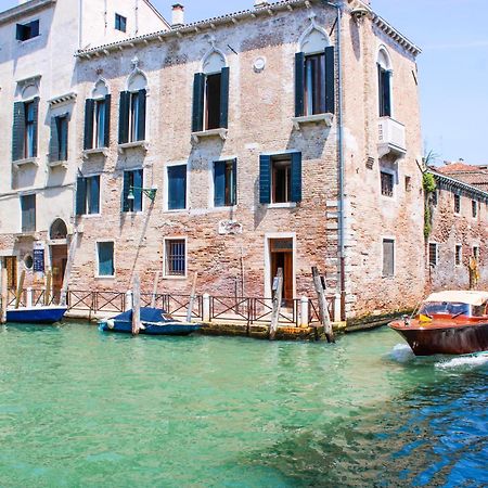 Al Canal Regio - Guest House Venesia Bagian luar foto