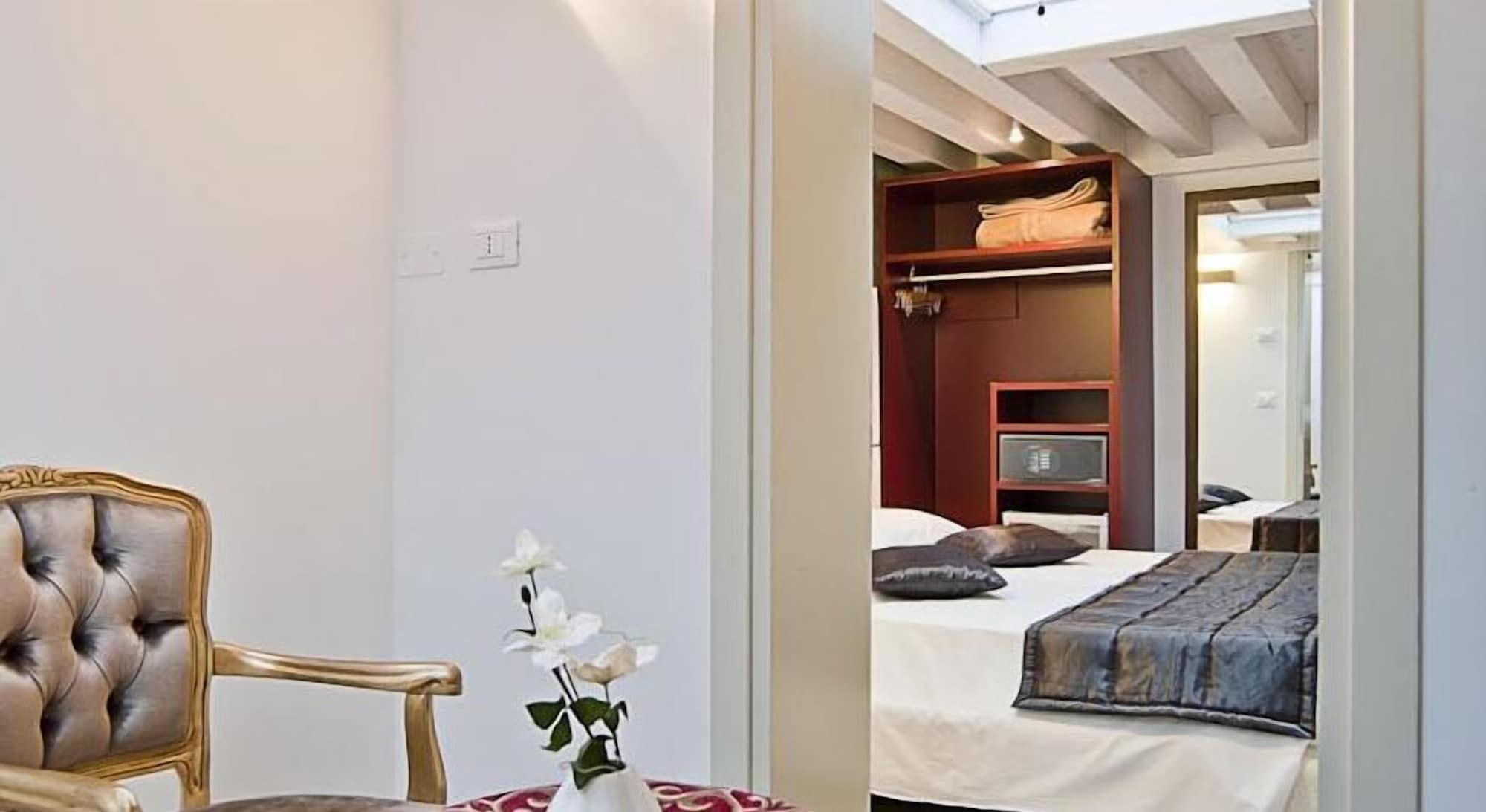 Al Canal Regio - Guest House Venesia Bagian luar foto