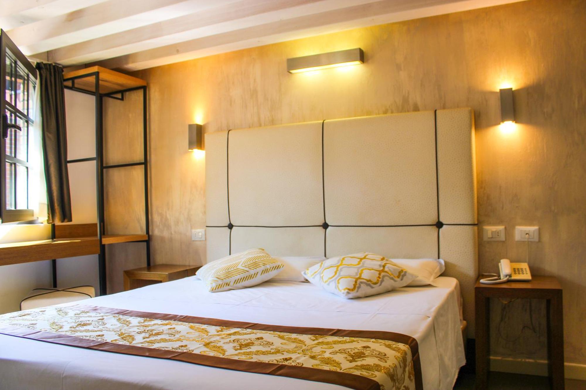 Al Canal Regio - Guest House Venesia Bagian luar foto
